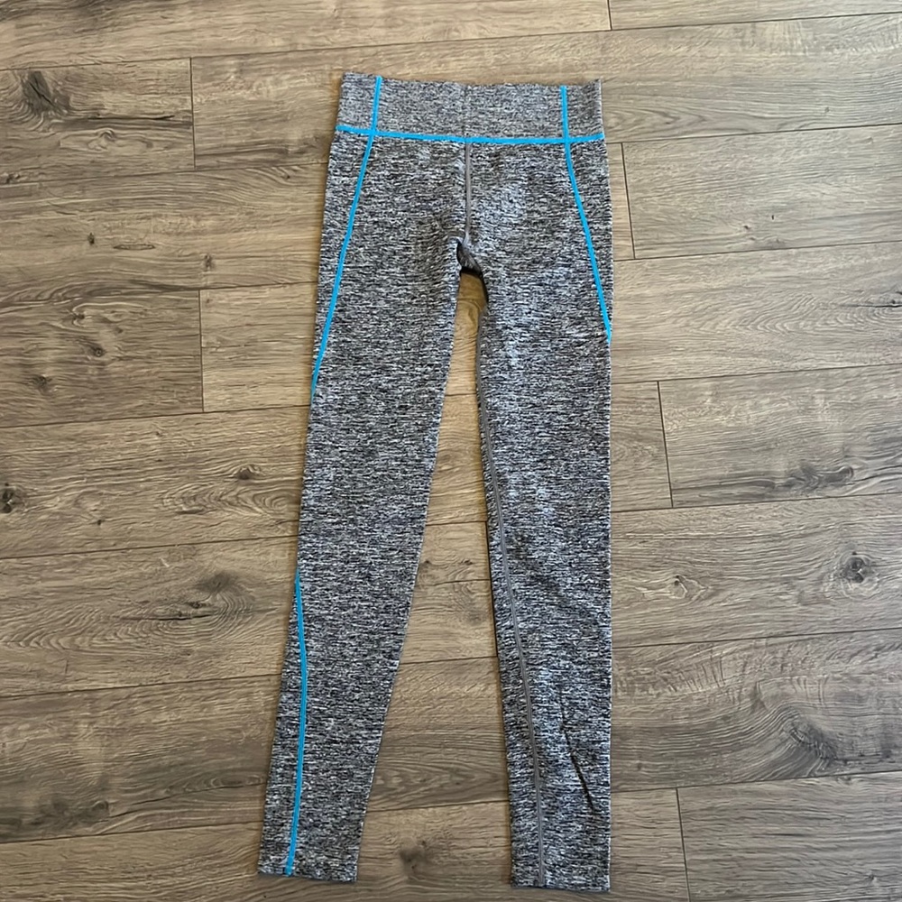Morera seamless active wear Heather Grey & Teal Long Length Sz ~> Medium